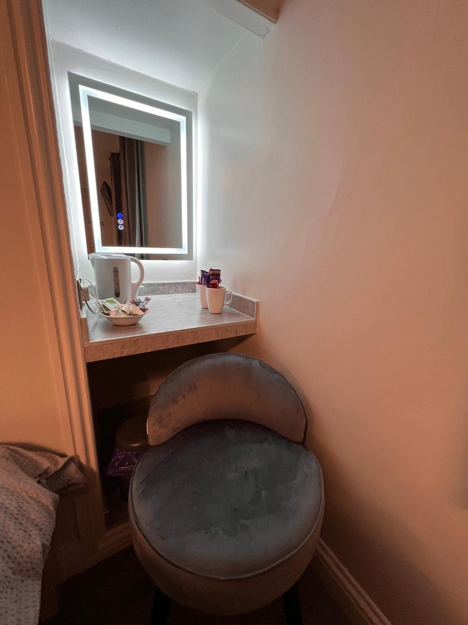 Tigh-Na-Mara Hotel Sandhead Экстерьер фото